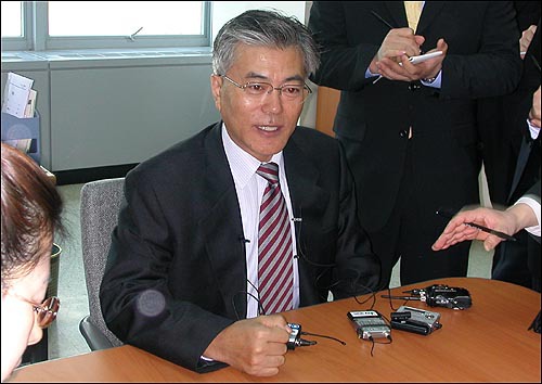 노무현의 변호사. JPG | 인스티즈