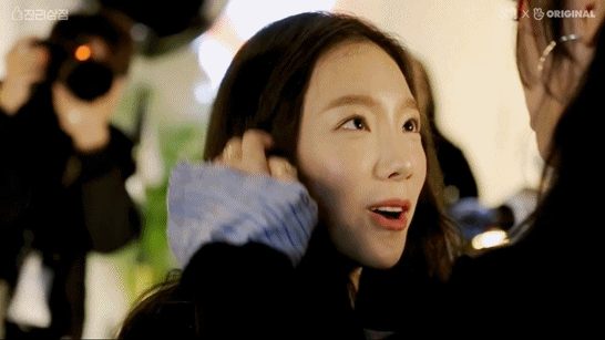 태연이 와줘서 울먹이는 설리...gif | 인스티즈