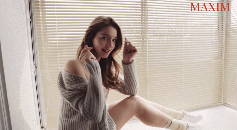 맥심에 나온 안젤리나 다닐로바.gif | 인스티즈