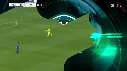 [데이터주의] 라운드 베스트에 선정된 김승규 성남전 활약상.gif | 인스티즈