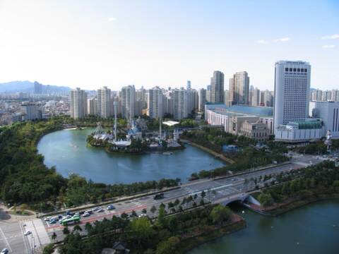 한강뷰,바다뷰 뛰어넘는 이색뷰 아파트.jpg | 인스티즈