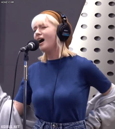 열창하는 샤넌 선생님 ㄷㄷㄷ | 인스티즈