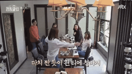 캠핑클럽 전후로 허그의 강도가 달라진 이효리 이진.gif | 인스티즈