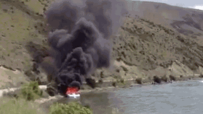 화재 진압하는 보트.gif | 인스티즈