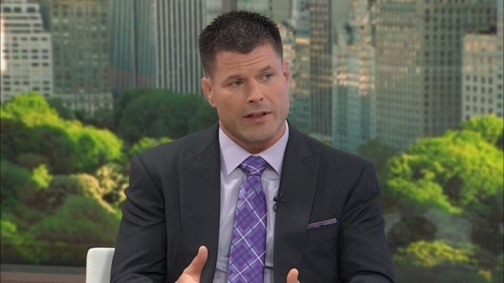 전쟁터에서 훈장을 받은 어느 미군의 그 후 인생....jpg,gif | 인스티즈