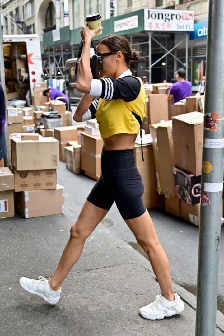 레깅스입은 이리나 샤크 | 인스티즈