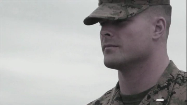 전쟁터에서 훈장을 받은 어느 미군의 그 후 인생....jpg,gif | 인스티즈