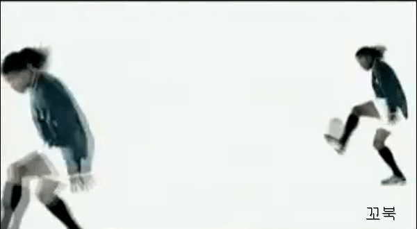 날로 먹는 라이언 긱스.gif | 인스티즈