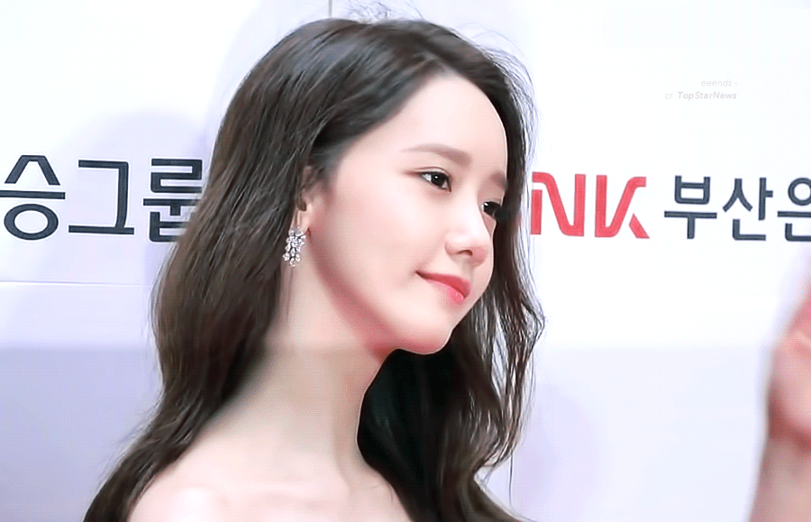 부산 국제 영화제를 뒤집어 놓고있는 소녀시대 윤아 미모 | 인스티즈