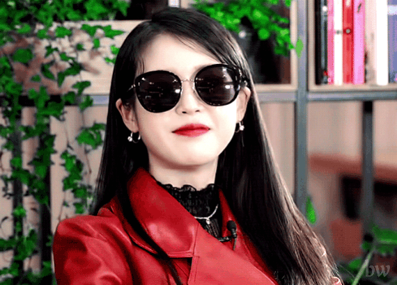 아이유와 아이컨텍 하세요 | 인스티즈