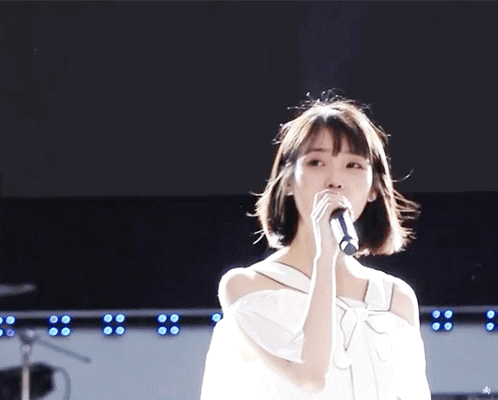 아이유와 아이컨텍 하세요 | 인스티즈