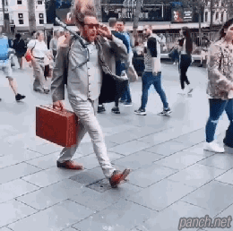 흔한 길거리 퍼포먼스 | 인스티즈