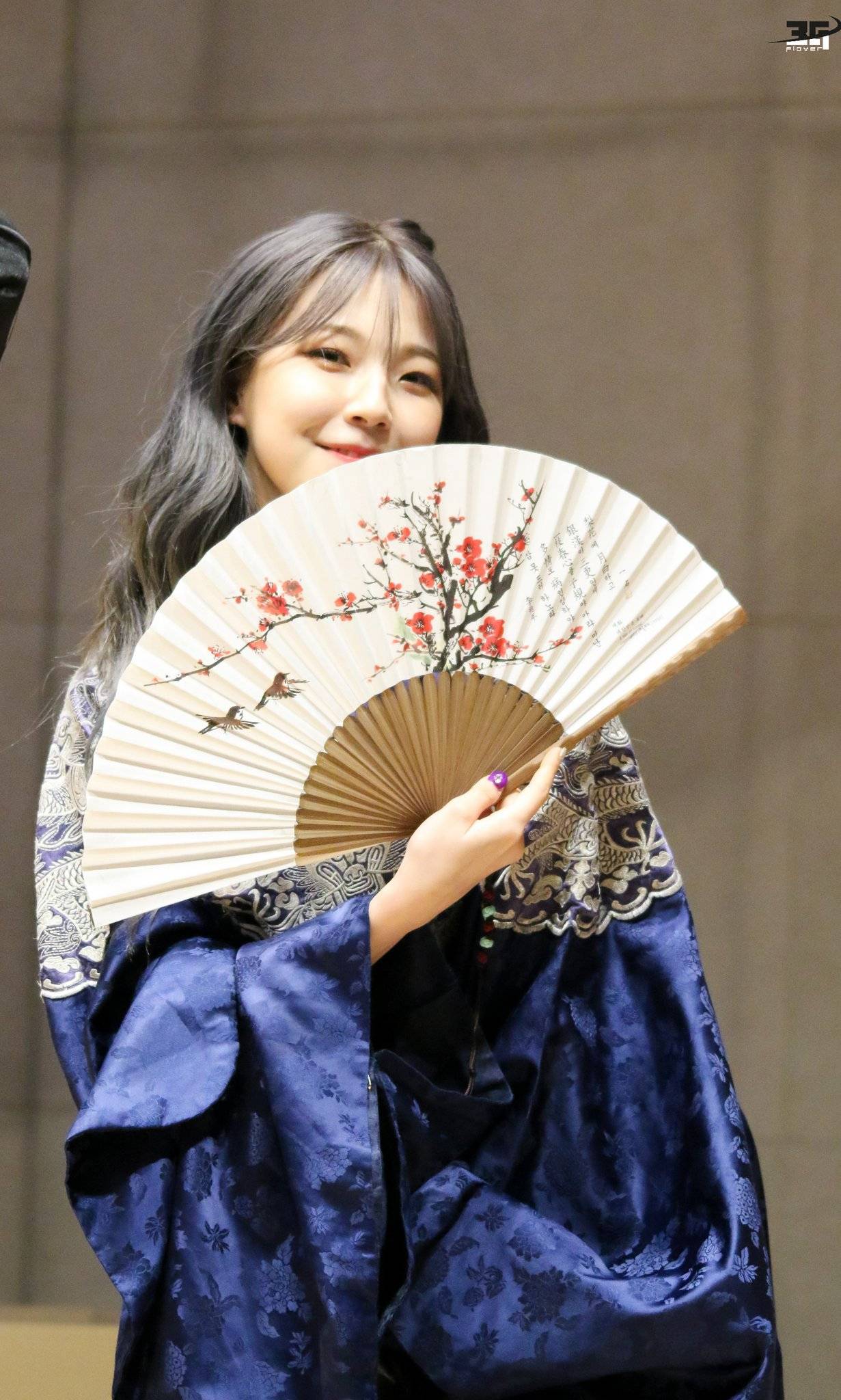 프로미스나인 막내 꿀깅이 백지헌 | 인스티즈