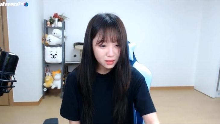 '먹방BJ' 쯔양, 술·담배는 인정 but '학교폭력' 피해자…"사실 아냐” | 인스티즈