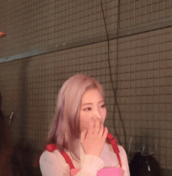 코딱지 파다 걸린 연예인 | 인스티즈