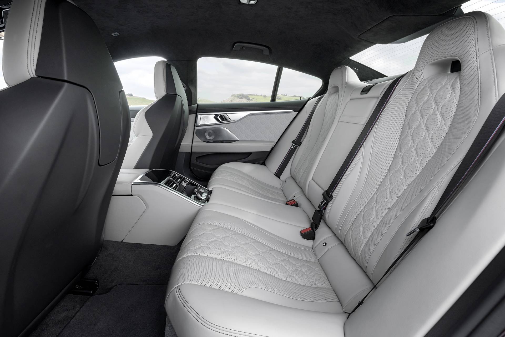 2020 BMW M8 그란쿠페 [데이터핵주의] | 인스티즈