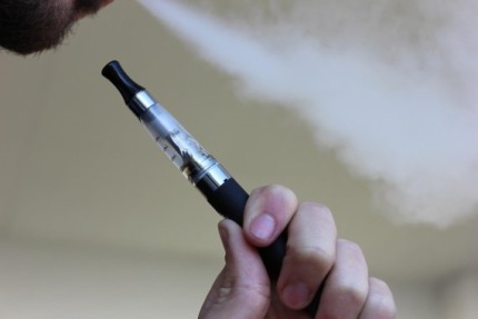 美전자담배 관련 환자 1000명 돌파.. 의문 폐질환 증상은 | 인스티즈