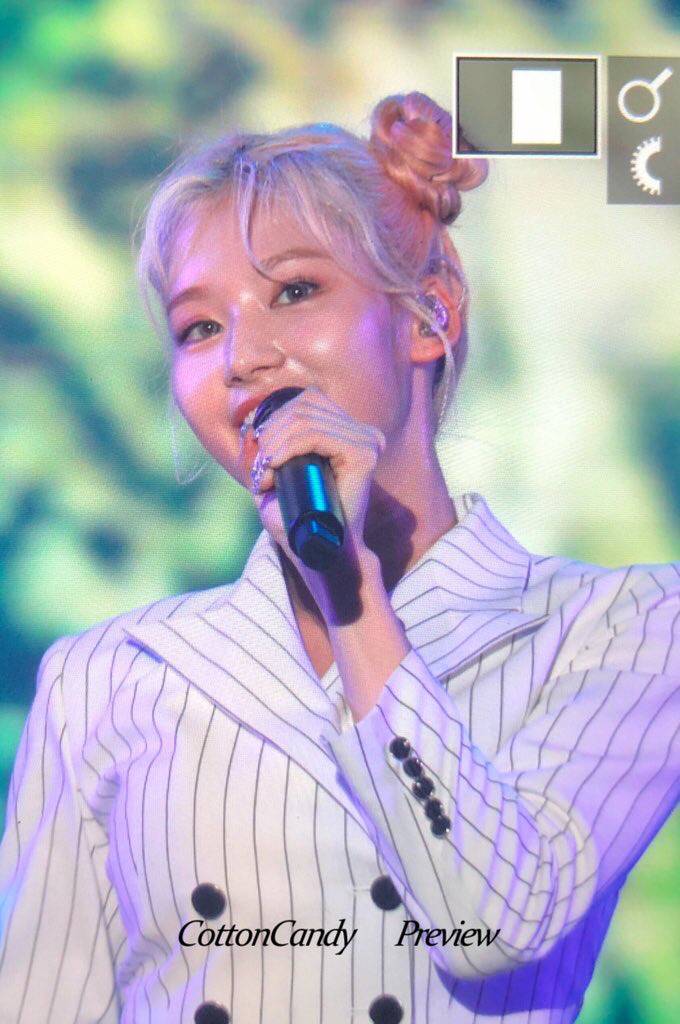 데이터주의) 트와이스 사나 사복 리허설 | 인스티즈