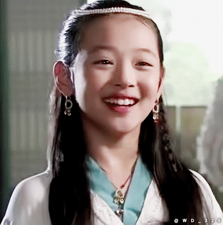 인스타 라이브에서 악플 읽던 설리 표정 변화.jpgif | 인스티즈