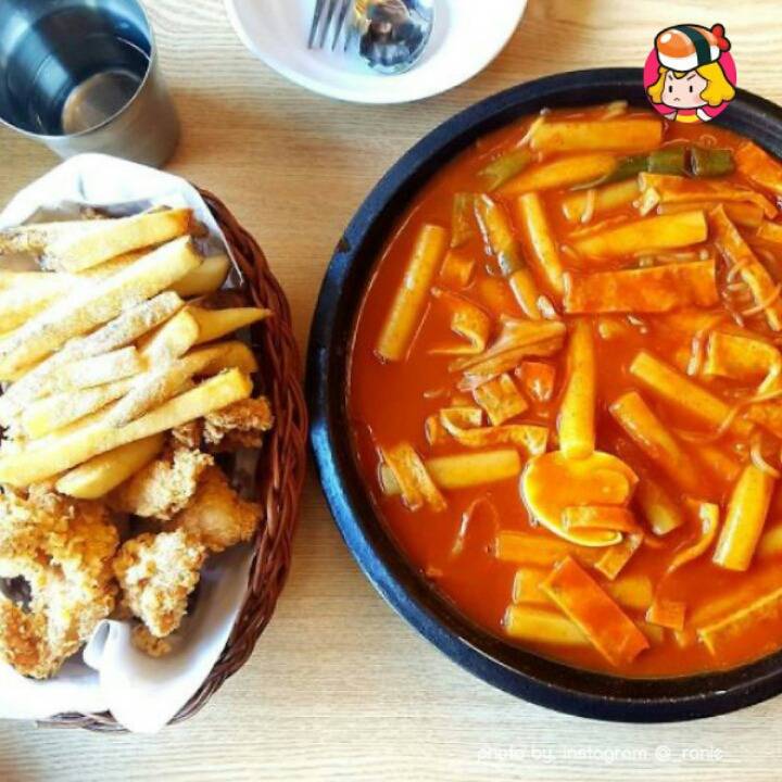 치킨과 떡볶이 환상 콜라보! 치킨떡볶이세트 치떡 gifjpg | 인스티즈