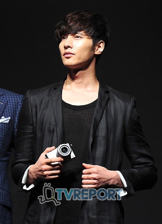 은근 여자들이 남자볼때 많이보는 곳 | 인스티즈