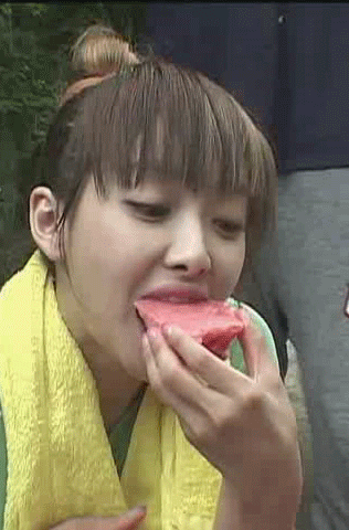 과거 걸그룹 먹방.gif | 인스티즈