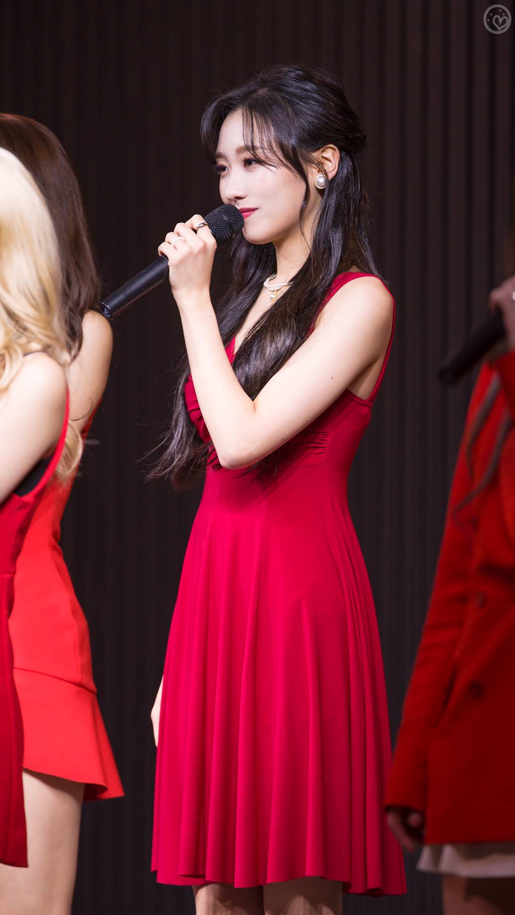 [러블리즈] 독일사는 친구에게 선물을 받아서 수정이 | 인스티즈