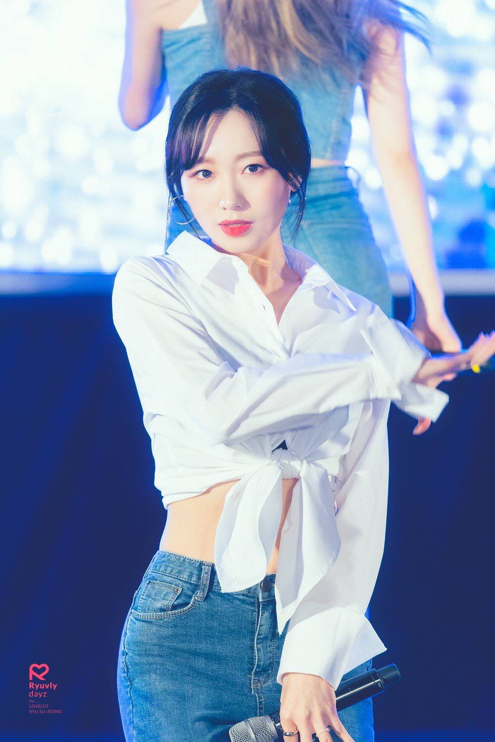 [러블리즈] 독일사는 친구에게 선물을 받아서 수정이 | 인스티즈