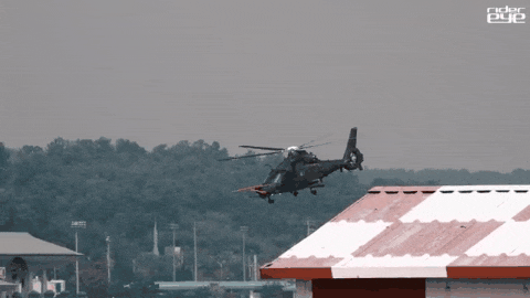 ADEX에서 선보인 소형무장헬기(LAH) 시범비행.gif | 인스티즈