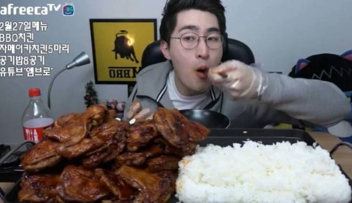 1시간동안 삼겹살 많이 먹기 3:3대결 전재산 걸라면 전자 vs 후자 | 인스티즈