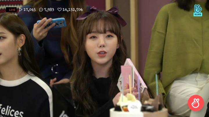 러블리즈 데뷔 4주년으로 V앱이 끝나서 캡쳐짤 | 인스티즈