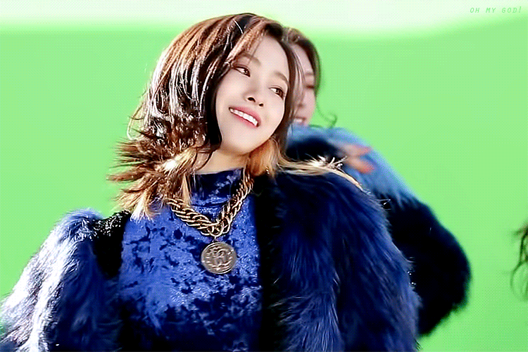 취향저격하던 날의 있지 ITZY 류진 분위기 모음.jpgif | 인스티즈