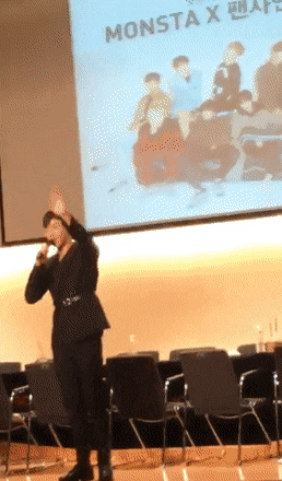 New! 욕조에 어깨 끼는 셔누 | 인스티즈