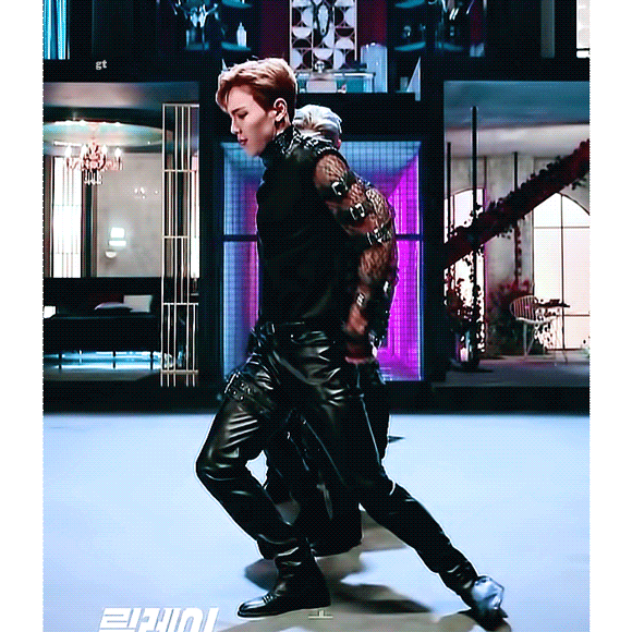 New! 욕조에 어깨 끼는 셔누 | 인스티즈