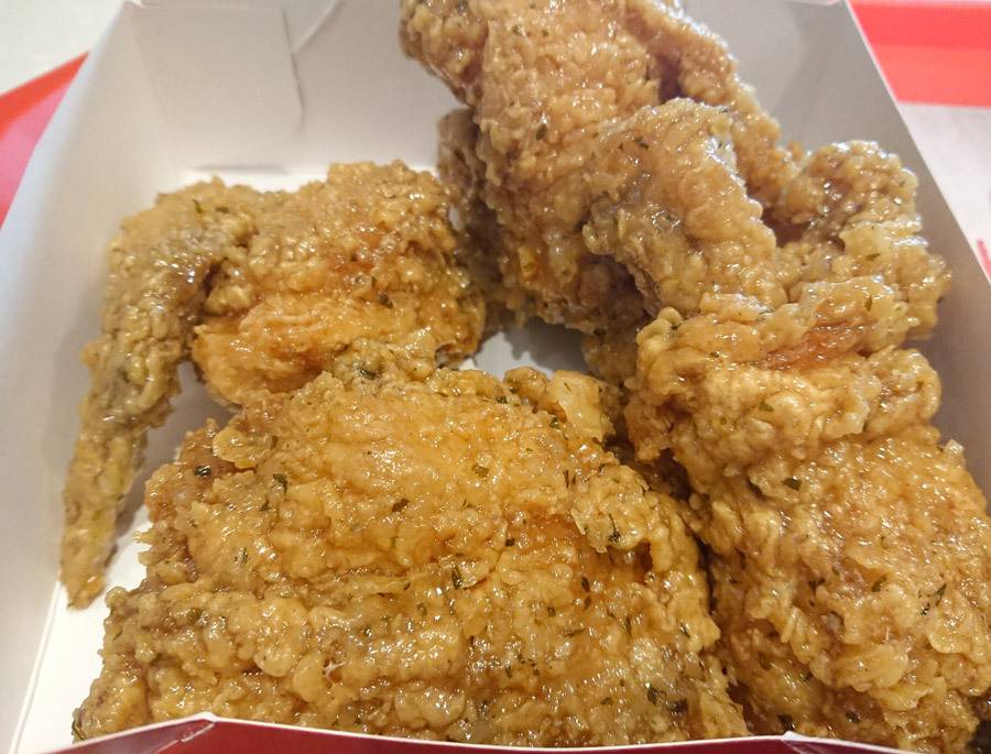 KFC 신메뉴 마늘빵치킨 실물 | 인스티즈