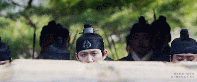 갤럭시 폴드 액정이 깨지고 있다는 소식을 들은.gif | 인스티즈