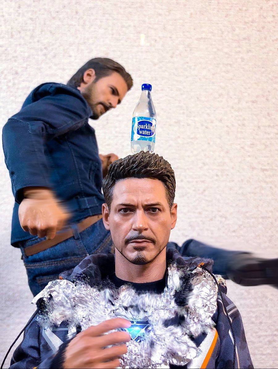 토니 스타크와 캡틴 아메리카의 병뚜껑 챌린지 | 인스티즈