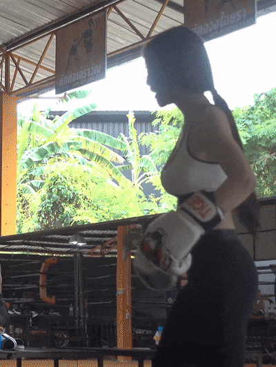 무에타이 배우는 아연 | 인스티즈