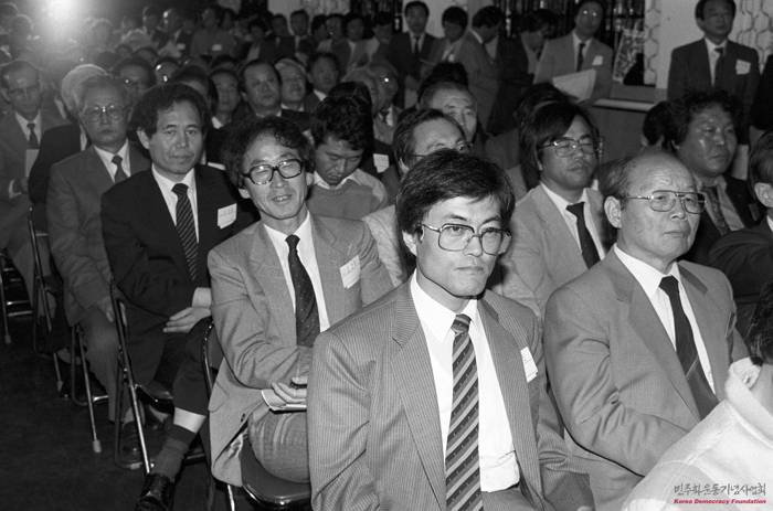 기자들이 멸종하고 기레기가 판을 치게된 이유 | 인스티즈