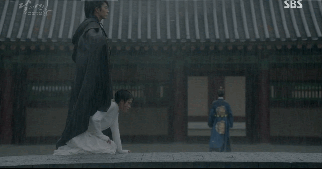 [달의연인-보보경심려] 대사 한 마디 없이 모든 감정선을 정리하며 탄생한 레전드 명장면 (feat. 원작 명장면의 재해석) | 인스티즈