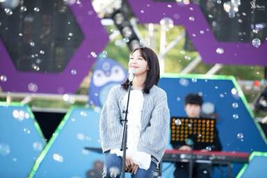 도서관을 가야해서 에이핑크 정은지.jpg | 인스티즈