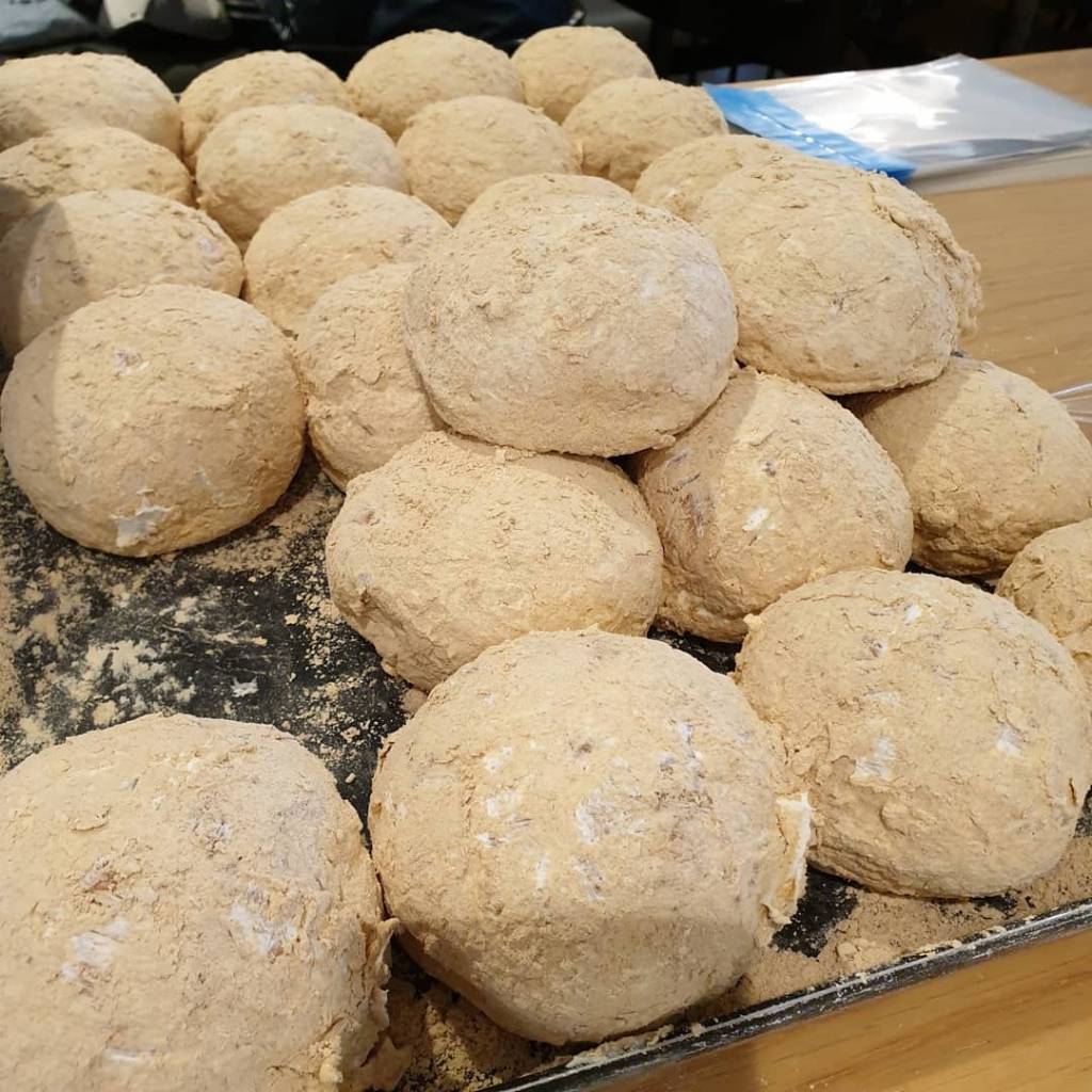 이원일 셰프가 운영하는 전 메뉴 1000원 찹쌀도나스 가게....jpg | 인스티즈