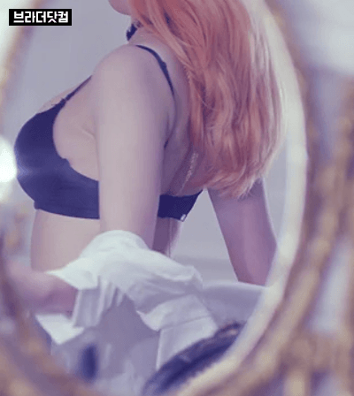 전효성 상의 탈의.gif | 인스티즈