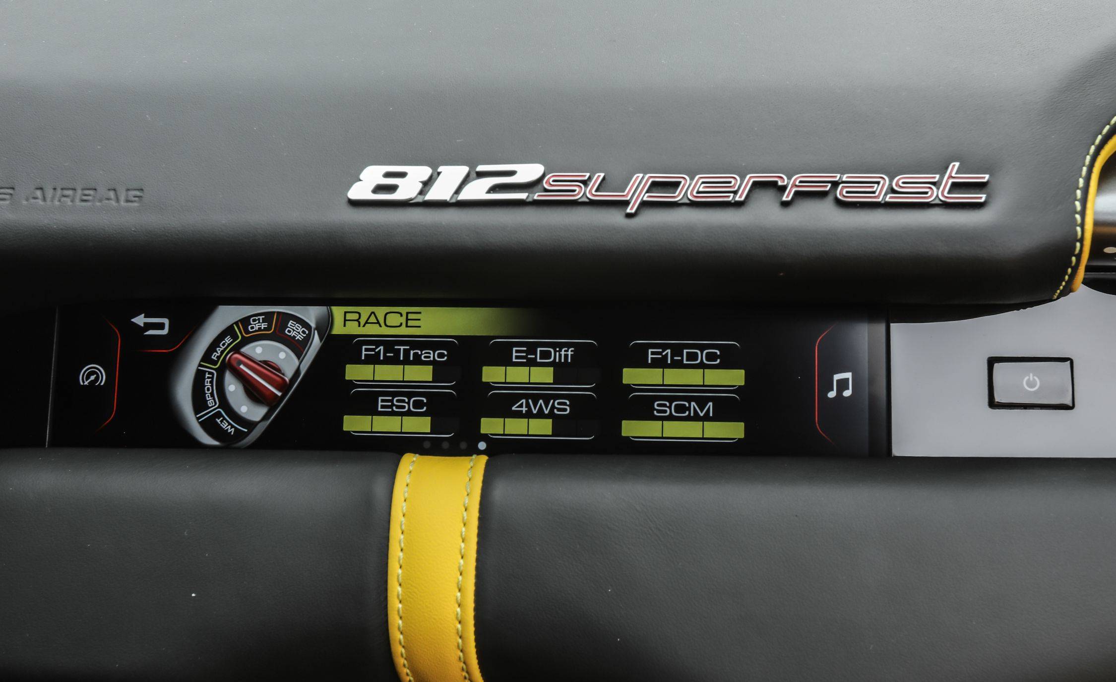 2018 페라리 812 슈퍼패스트 [데이터주의] | 인스티즈