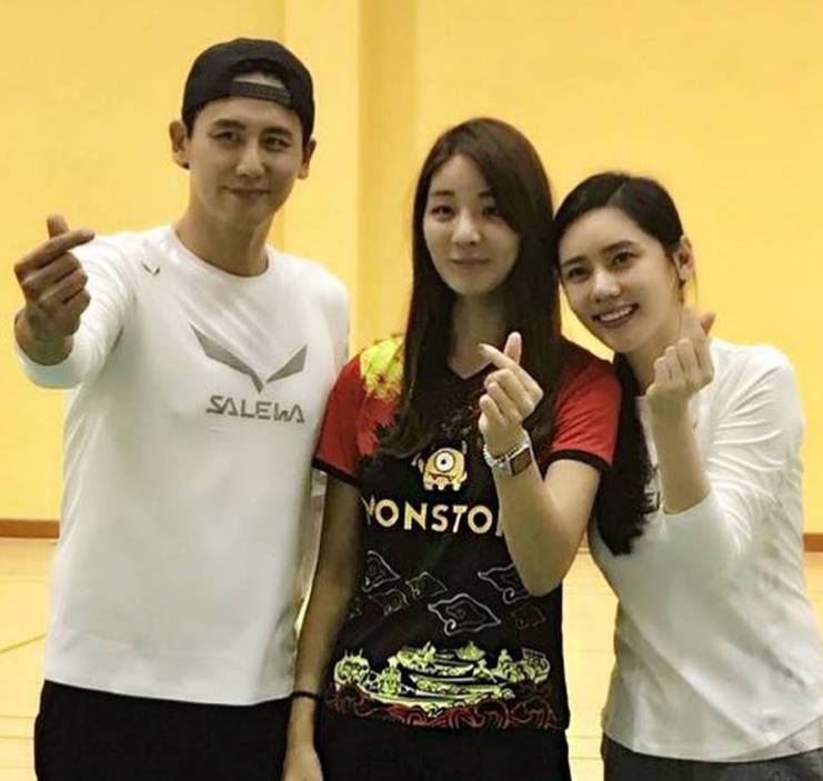 자한당 인재영입 전 배드민턴 국가대표 장수영 | 인스티즈