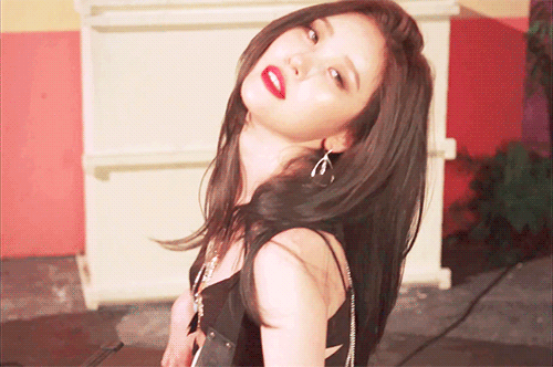 여자 연예인으로 재구성 해본 패션잡지 의인화.gif | 인스티즈