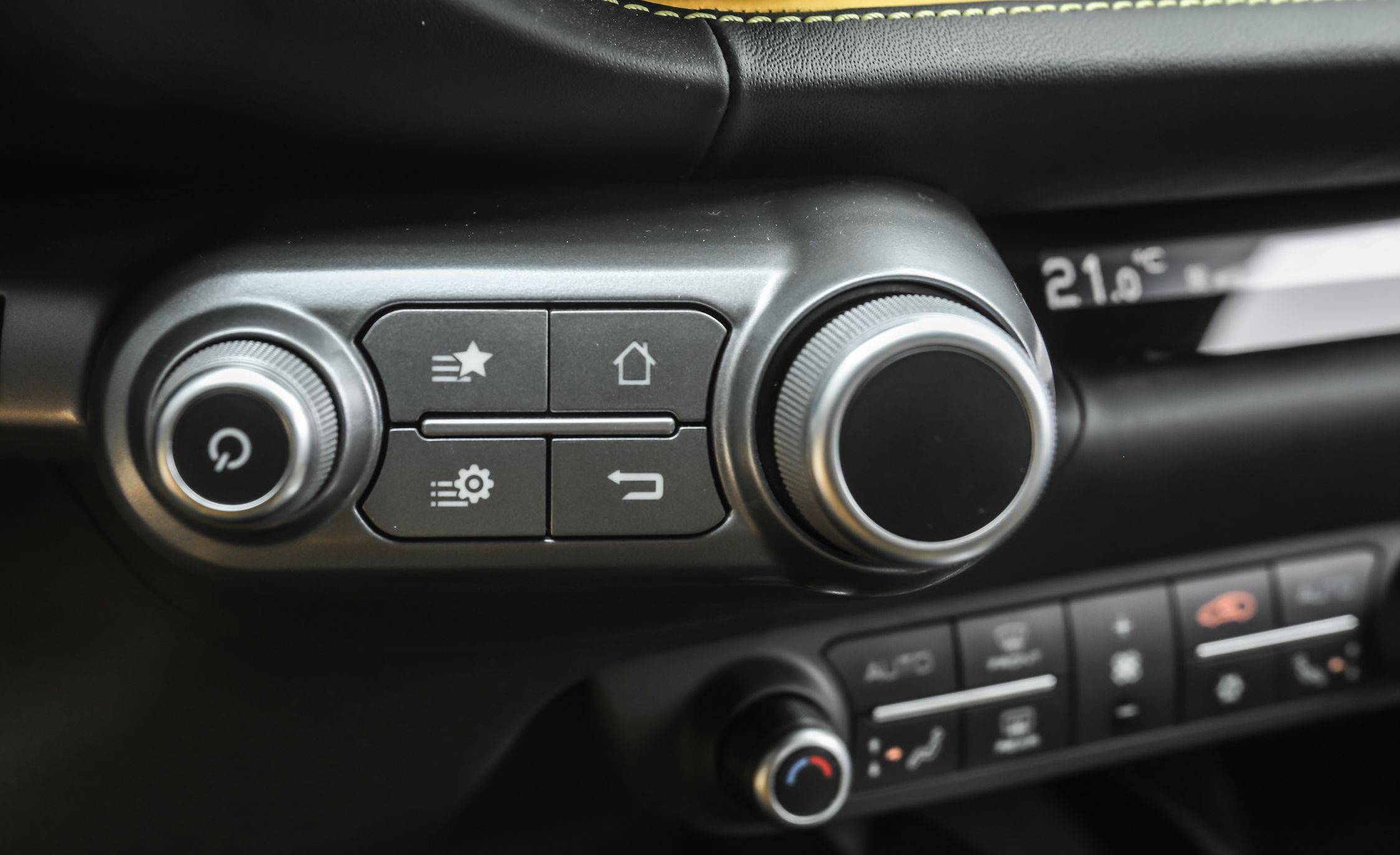 2018 페라리 812 슈퍼패스트 [데이터주의] | 인스티즈