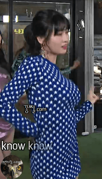 원피스입고 춤추는 모모.gif | 인스티즈