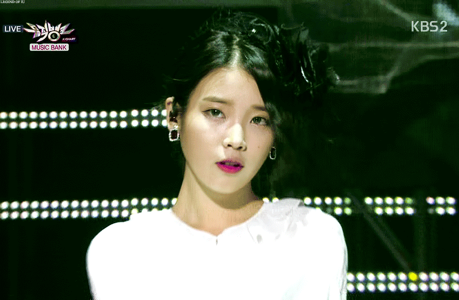 아이유 단발로 레전드 찍던날.jpgf | 인스티즈