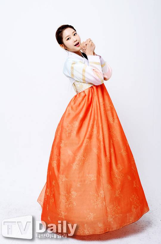 한복을 자주 입는 여자 아이돌 | 인스티즈